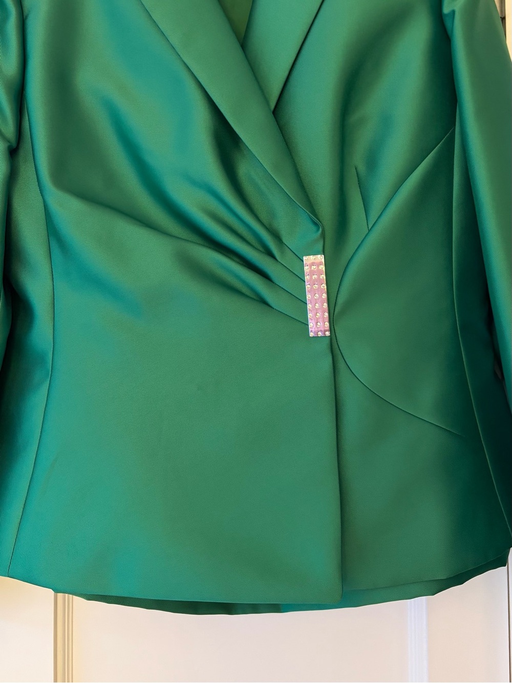 Tahari Emerald Green Jacket with Rhinestone Accent and Matching Skirt Size 12